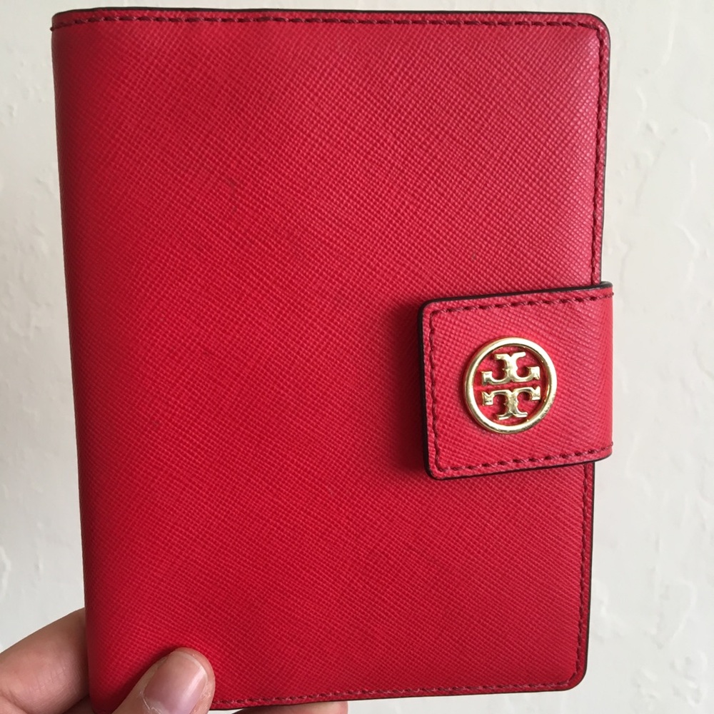 Tory Burch Robinson Passport Holder
